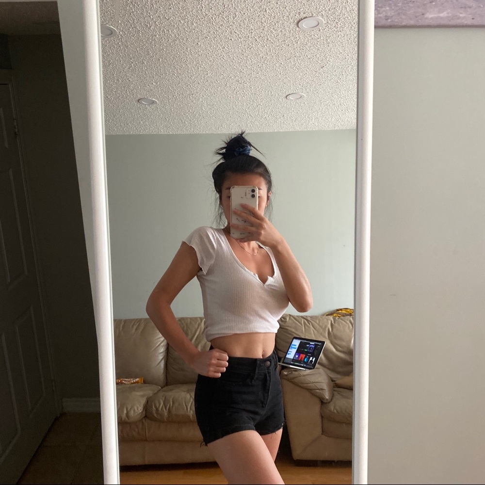 HOLLISTER DENIM SHORTS